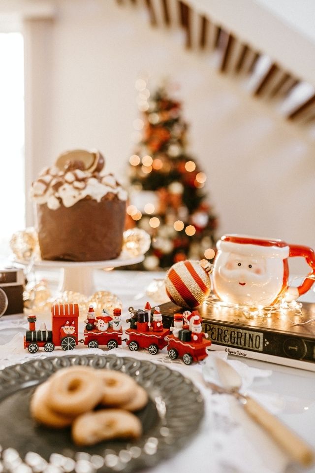 Holiday decor on top of table in dining room